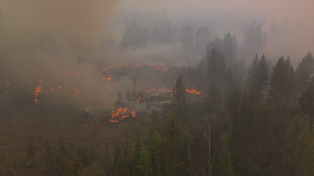 Wildfire fight continues at Bald Range with eye on weather