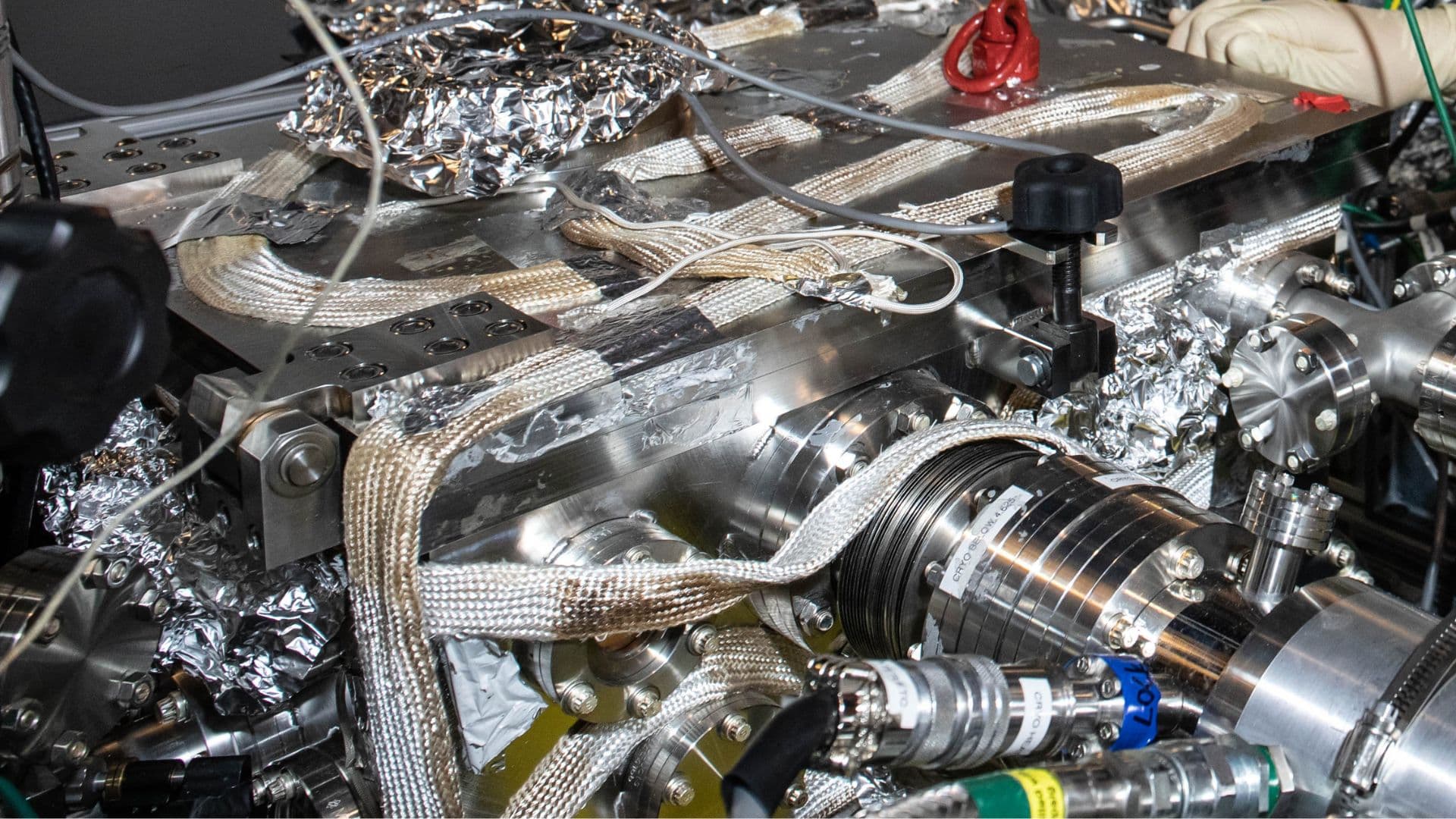 Copper beats 2,595°F to defy earlier models in US fusion reactor test